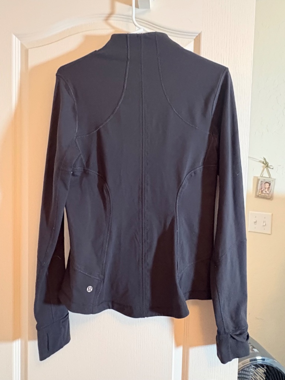 Lululemon Forme jacket - Picture 2 of 6